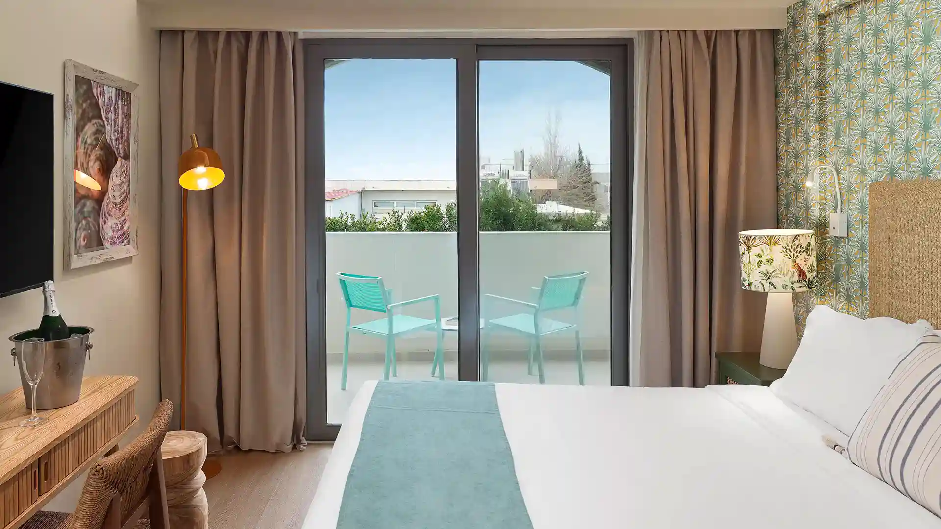 חדר דלוקס משפחתי עם נוף לגינה