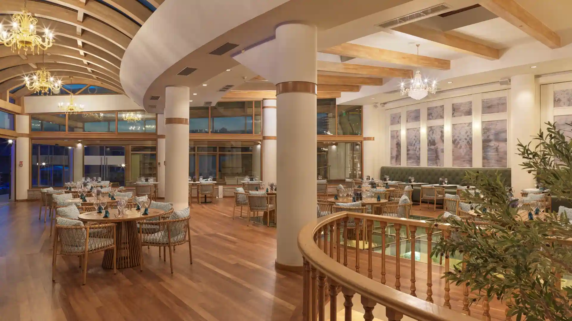 SEAFOS Luxury Resort & Spa Nafplio - מסעדה איטלקית בזיליקו