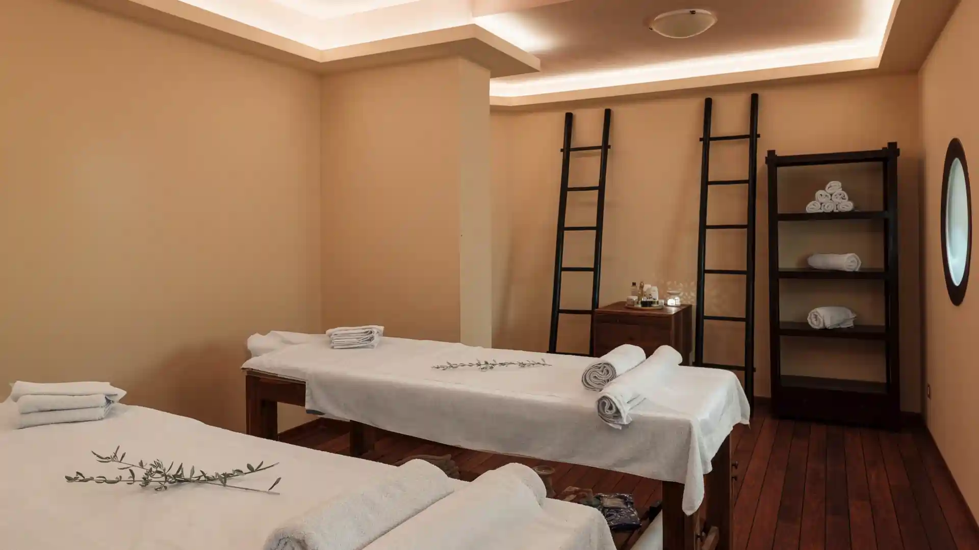 SEAFOS Luxury Resort & Spa Nafplio - עיסוי רקמות עמוק