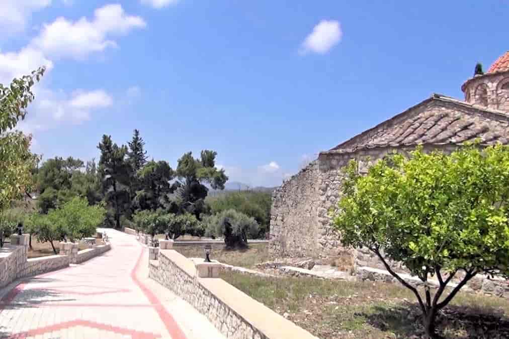 מנזר תארי (Thari monastery)