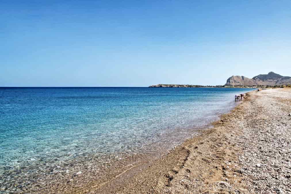 חוף אפנדו (Afantou beach)