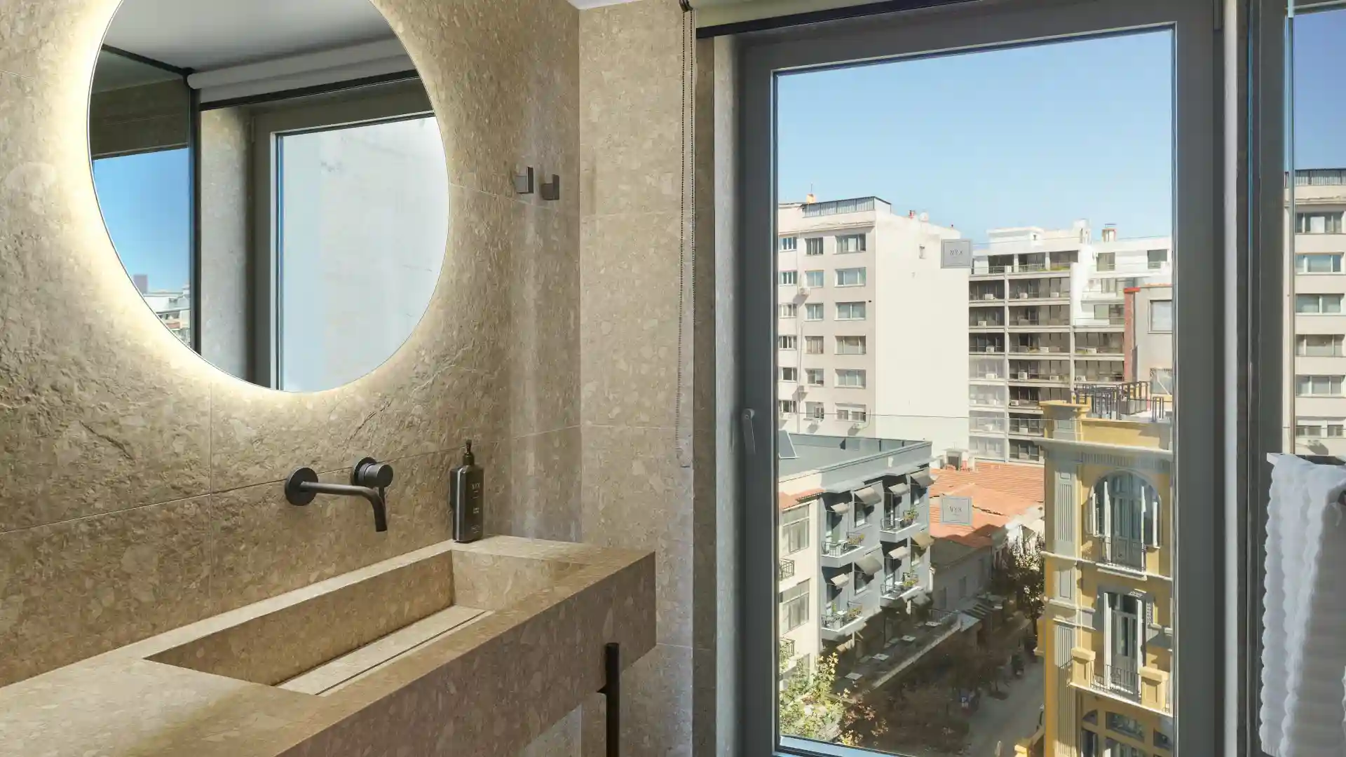 חדר משפחה — שני חדרים מחוברים